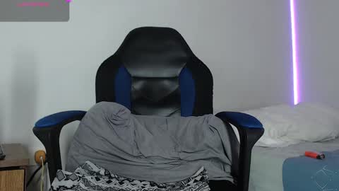 Snapshot of nassh_18 chatting on February 2025 01:43:02 AM nassh_18 online show from February 2025 01:43:02 AM