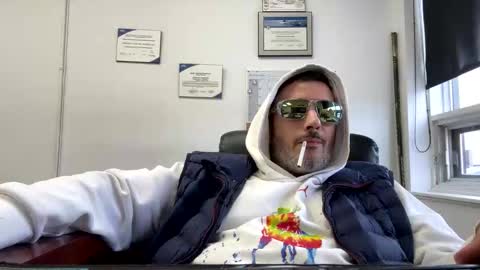 nassobout online show from April 2026 01:08:02 PM