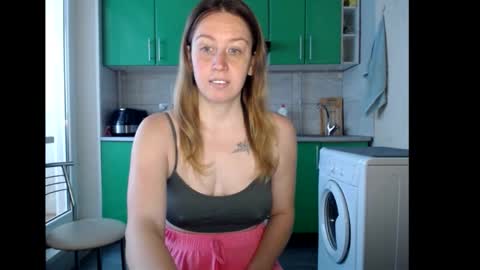 Snapshot of nastasiiaaforyou chatting on October 2025 06:05:01 AM nastasiiaaforyou online show from October 2025 06:05:01 AM