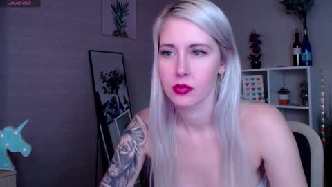 Snapshot of nastasya_cute chatting on February 2025 04:58:01 AM Nastya online show from February 2025 04:58:01 AM