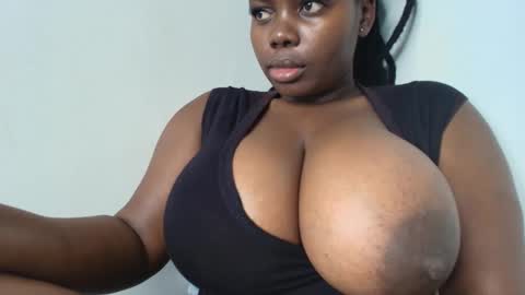 Snapshot of nasty_nohelah chatting on November 2025 04:39:02 AM chimummy online show from November 2025 04:39:02 AM