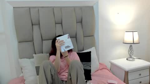 Snapshot of nastya_fantasy chatting on December 2024 06:13:01 PM Nastya online show from December 2024 06:13:01 PM