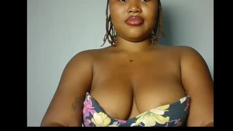 Snapshot of nastycunt_ chatting on June 2026 06:08:01 AM Zanele online show from June 2026 06:08:01 AM