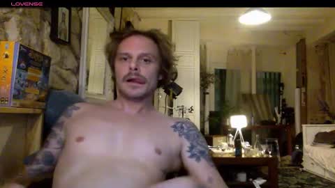 Snapshot of nastyloveparis chatting on November 2025 10:08:01 PM nastyloveparis online show from November 2025 10:08:01 PM