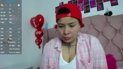 nat_evans8 online show from June 2026 04:40:01 AM