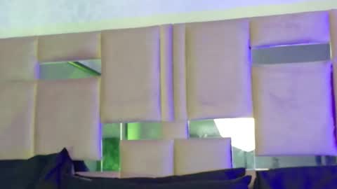 Natacha black online show from January 2026 06:00:02 PM