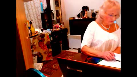 natali online show from February 2025 08:22:02 PM