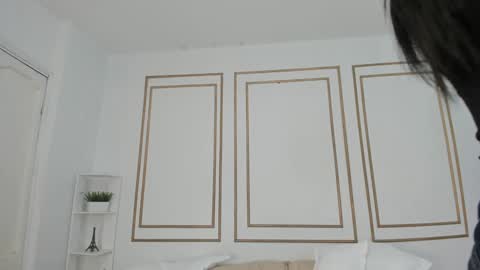 Snapshot of natalia_aguirre chatting on January 2025 12:27:01 PM Naty online show from January 2025 12:27:01 PM