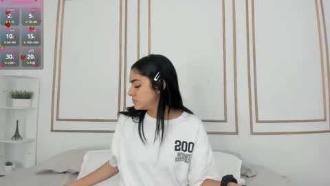 Snapshot of natalia_aguirre chatting on February 2025 12:29:01 PM Naty online show from February 2025 12:29:01 PM