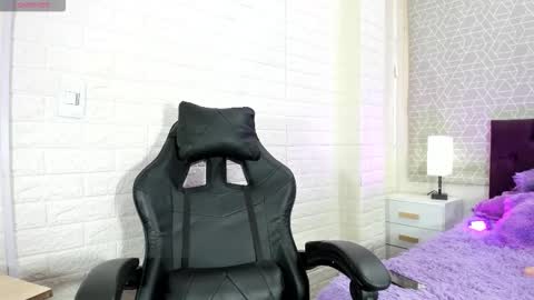 Snapshot of natalia_kiss01 chatting on November 2025 04:28:01 PM Natalia Kiss online show from November 2025 04:28:01 PM