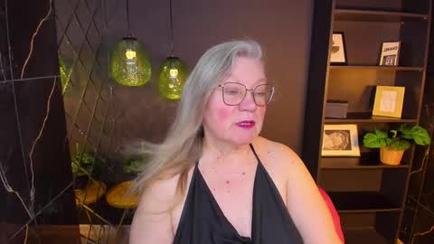 NataliCloud online show from May 2026 02:00:01 PM