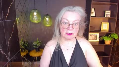 NataliCloud online show from May 2026 01:06:01 PM