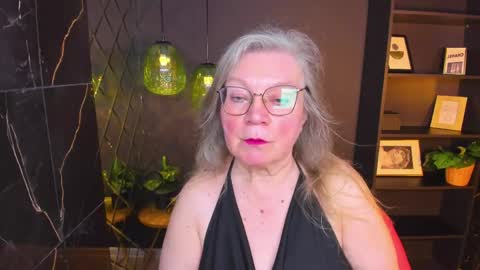 NataliCloud online show from May 2026 01:05:02 PM