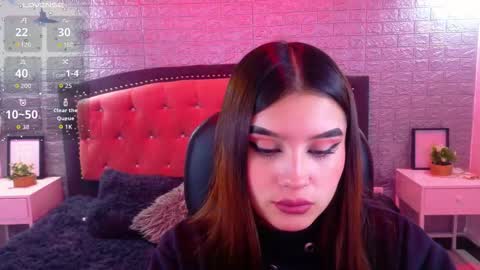 natalie  online show from November 2025 03:18:02 AM