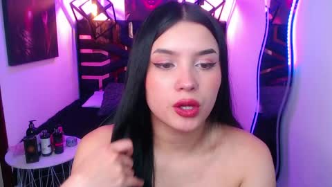 natalie  online show from May 2026 08:14:01 PM