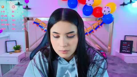 Snapshot of natalie_loffreda chatting on June 2026 08:02:01 PM natalie online show from June 2026 08:02:01 PM
