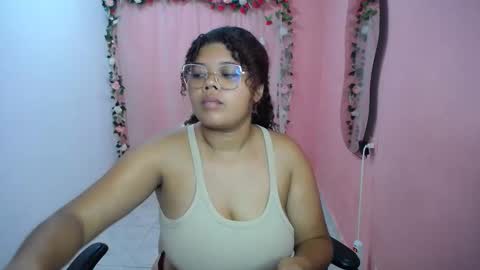 Snapshot of natalie_tits1 chatting on October 2025 03:30:01 PM natalie_tits1 online show from October 2025 03:30:01 PM