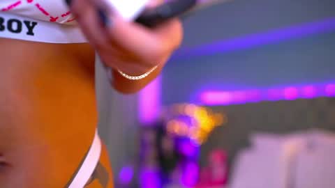 nataliedelices online show from April 2026 05:52:01 PM