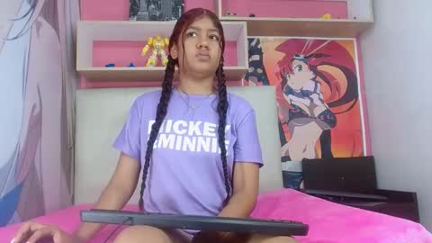 natalieevansx online show from December 2024 01:12:02 PM