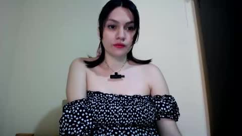 Snapshot of nataly__portman__ chatting on October 2025 05:52:02 PM Nataly online show from October 2025 05:52:02 PM