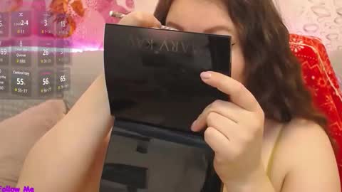 Nataly online show from December 2025 07:56:02 PM