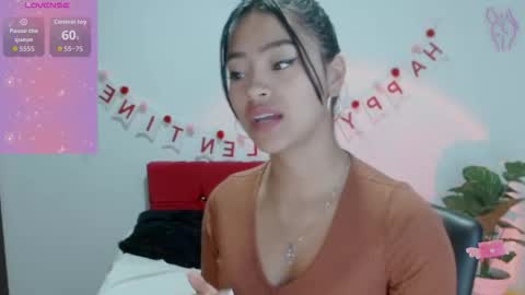 Nataly Escobar online show from September 2025 12:43:02 PM