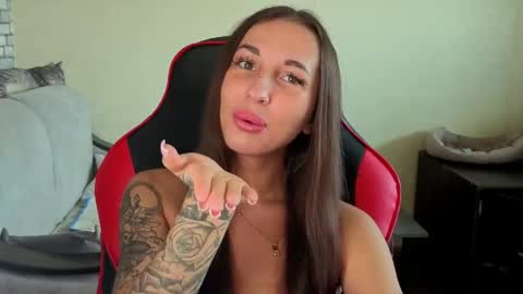 Nataly online show from May 2026 06:53:01 AM