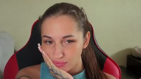 Nataly online show from May 2026 06:54:02 AM