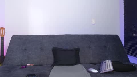   online show from January 2026 08:23:01 PM