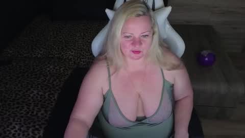 Snapshot of natascha1202 chatting on October 2025 08:09:02 PM Natalli online show from October 2025 08:09:02 PM