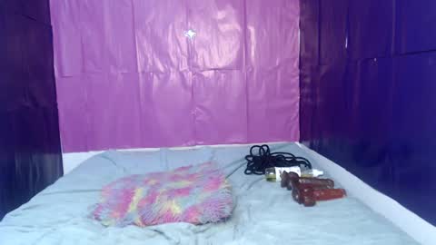 natascha_2023 online show from December 2024 05:29:02 AM