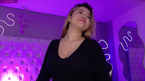 Snapshot of natasha__black chatting on November 2025 07:26:01 PM Natasha online show from November 2025 07:26:01 PM