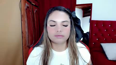 Snapshot of natasha__magics chatting on November 2025 03:10:02 AM natasha__magics online show from November 2025 03:10:02 AM