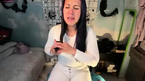 Natasha Bernett online show from October 2025 11:17:02 PM