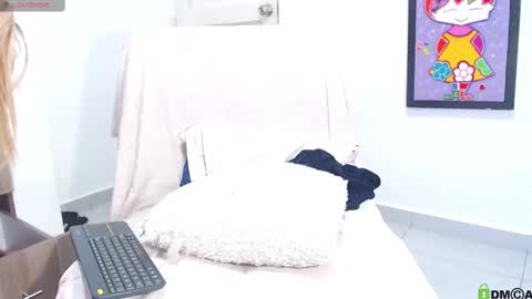 Snapshot of natasha_jm chatting on February 2025 12:15:02 AM Natasha online show from February 2025 12:15:02 AM