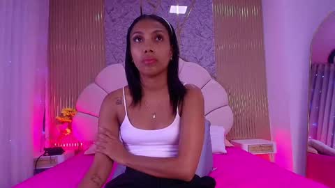 Natasha online show from May 2026 07:19:02 PM