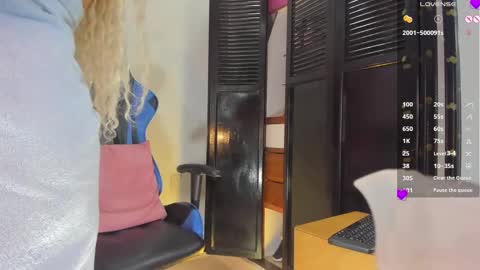 Snapshot of natasha_rodriguez86 chatting on December 2024 09:46:01 AM Natty online show from December 2024 09:46:01 AM