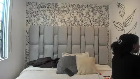 N A T A S H A online show from October 2025 07:34:02 PM