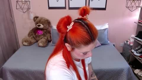 Snapshot of natasha_woo chatting on November 2025 12:44:02 PM Nat online show from November 2025 12:44:02 PM