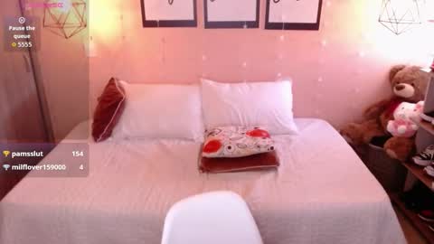 Snapshot of natasha_woo chatting on December 2025 02:12:02 PM Nat online show from December 2025 02:12:02 PM