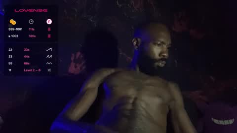 Snapshot of natebig_ chatting on February 2026 05:50:01 AM Nathaniel online show from February 2026 05:50:01 AM