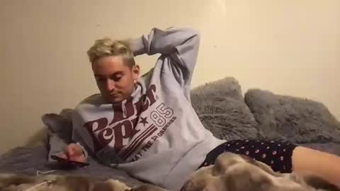 natetheexplorer online show from November 2025 06:46:02 AM