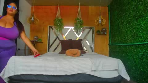Snapshot of nathalia_correa chatting on May 2026 05:19:02 PM nathalia_correa online show from May 2026 05:19:02 PM