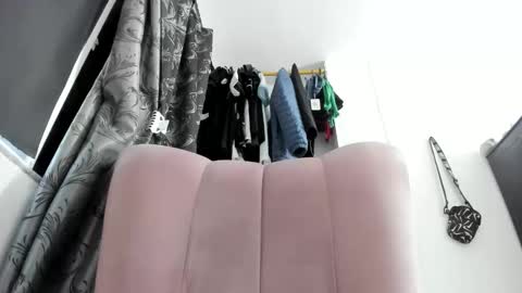 Snapshot of nathalia_hottman chatting on April 2026 02:31:01 PM NATHALIA online show from April 2026 02:31:01 PM