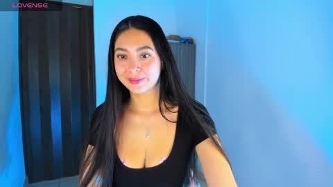 Snapshot of nathalie_rose chatting on April 2026 04:04:02 PM Nathalie online show from April 2026 04:04:02 PM