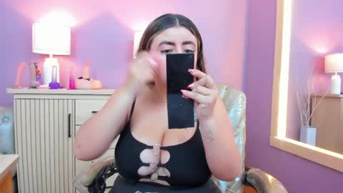 nathalie rossel online show from April 2026 07:37:01 PM