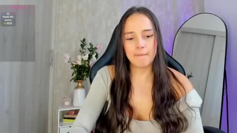 nathalyxx_ online show from May 2026 02:02:01 PM