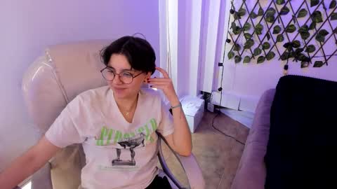 nathalyy_ds online show from October 2025 08:48:01 PM