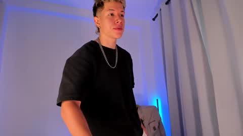 Nathan online show from November 2025 07:45:02 PM