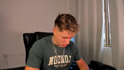 Nathan online show from November 2025 12:52:01 PM